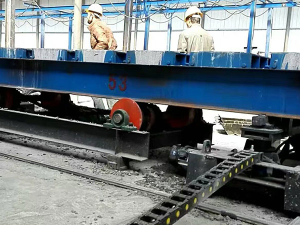 弹性支承块翻?；? title=